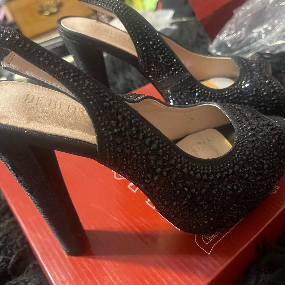 De Blossom Elegant Black Heels